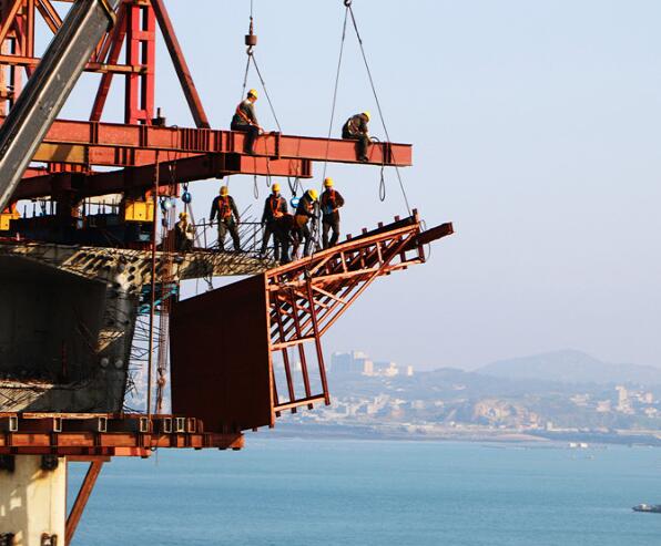 跨海大橋建造過程中手拉葫蘆的使用