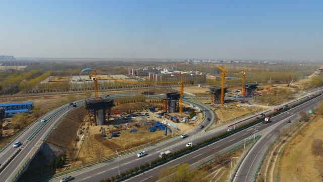 銀西高速鐵路中手拉葫蘆的應(yīng)用